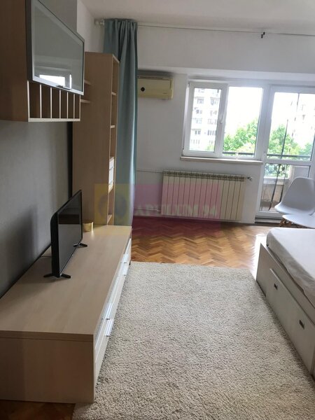 Garsoniera la inchiriere in rondul Alba Iulia